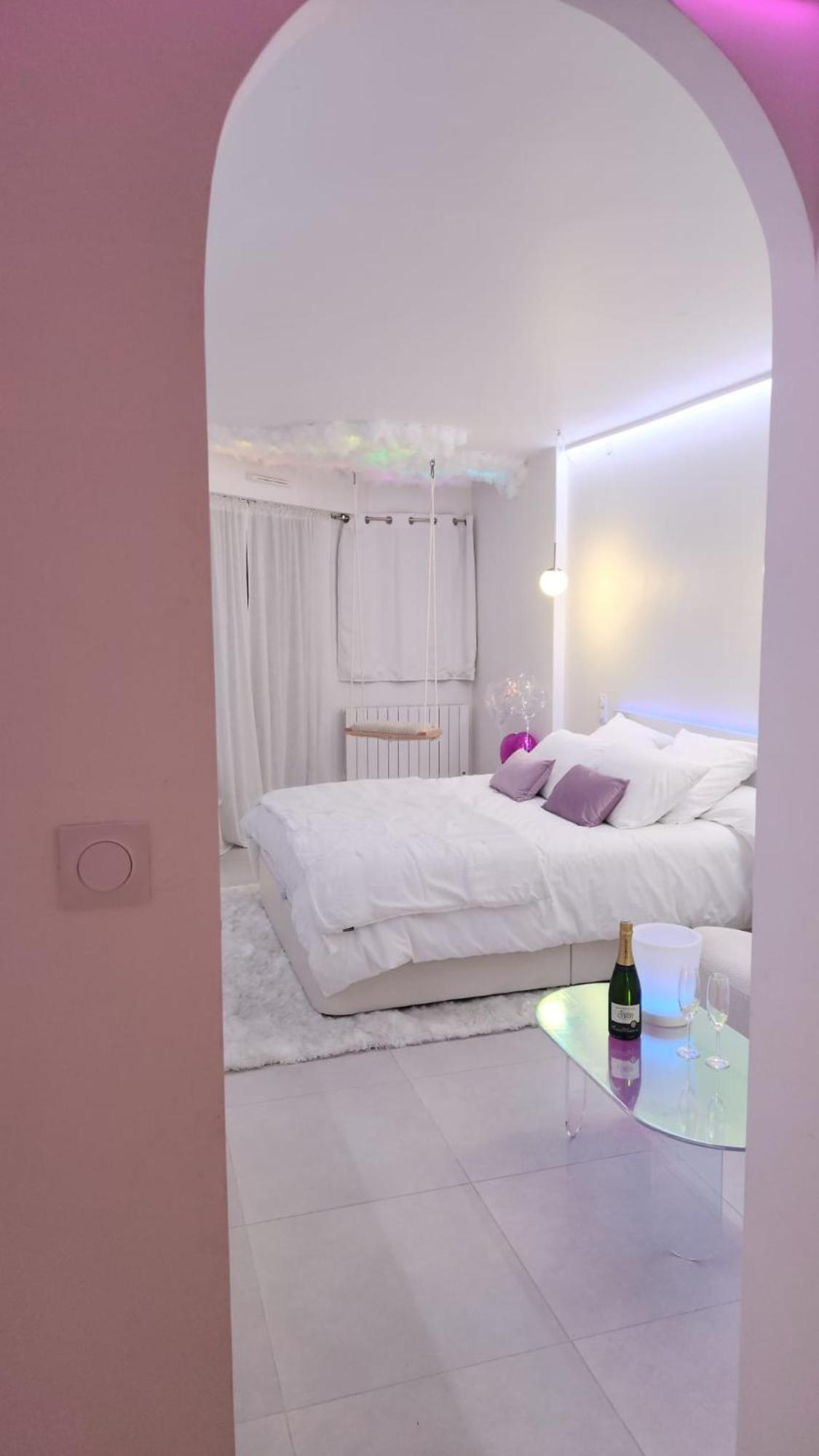 Love Room A 30 Mn Des Plages Et De Vannes Questembert المظهر الخارجي الصورة
